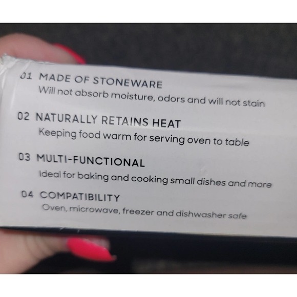 8 in ceramic square baker - Picture 4 of 4